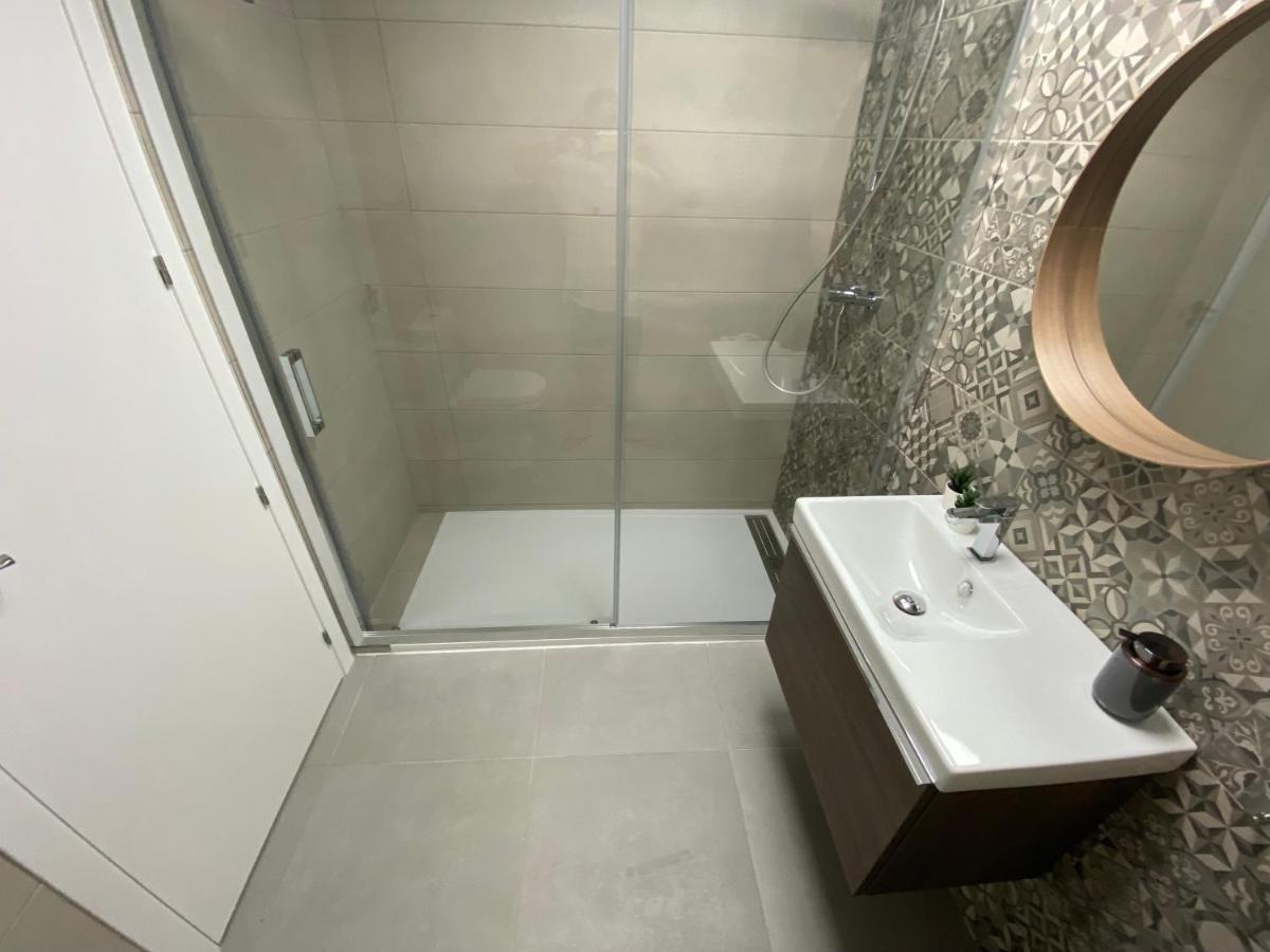 Bonito Apartamento De 2 Habitaciones Con Terraza Малага Экстерьер фото